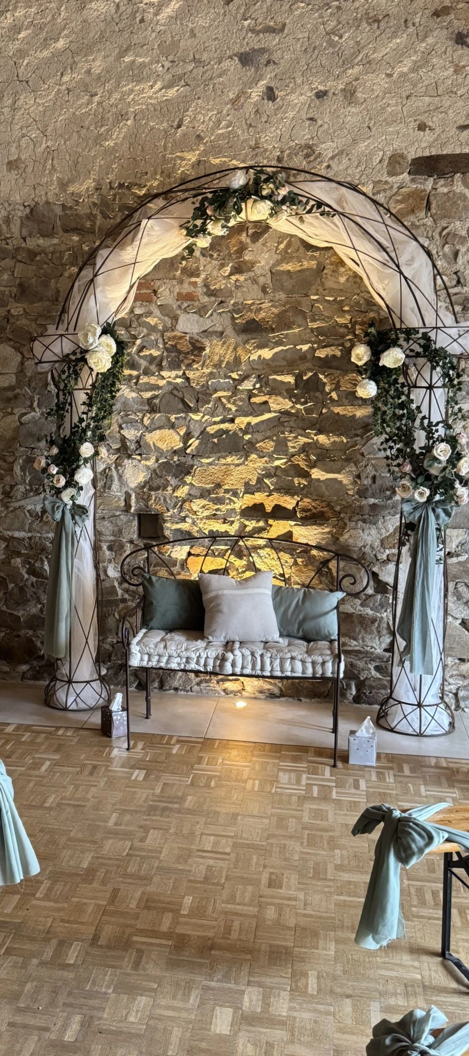 Decoration mariage ceremonie laique domaine de marin trementines